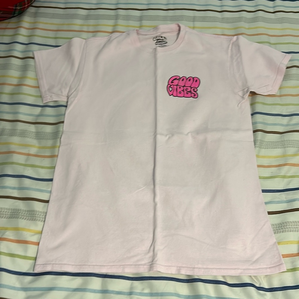 Good vibes shirt had for a while as well, great condition tho